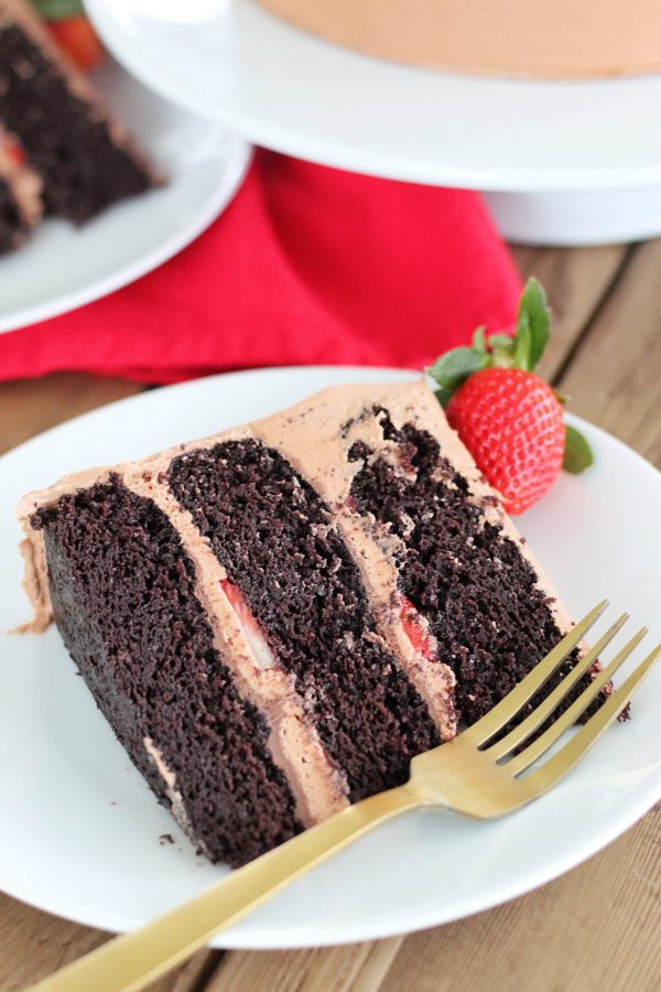 Chocolate Strawberry Nutella Cake #cakebycourtney #chocolatecake #nutellacake #nutellafrosting #easychocolatecake