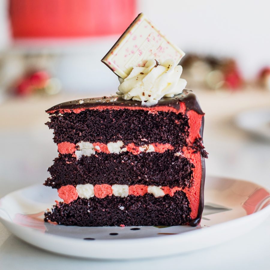 Chocolate Peppermint Cake #cakebycourtney #chocolatepeppermintcake #easychocolatecakerecipe #cakerecipe #christmascake