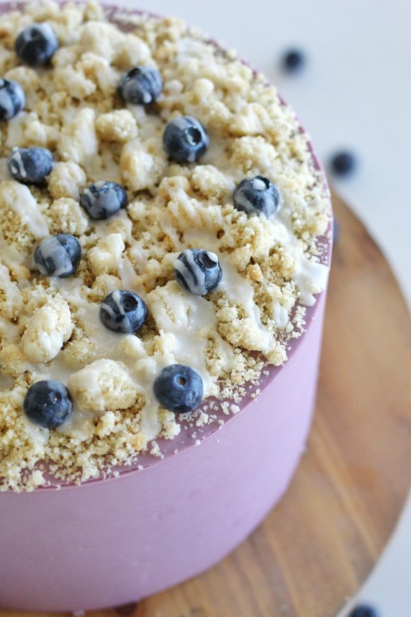 Blueberry Streusel Muffin Cake #cakebycourtney #blueberrycake #blueberrymuffin #cakerecipe