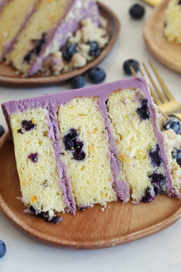 Blueberry Streusel Muffin Cake #cakebycourtney #blueberrycake #Easycakerecipe #blueberrymuffin
