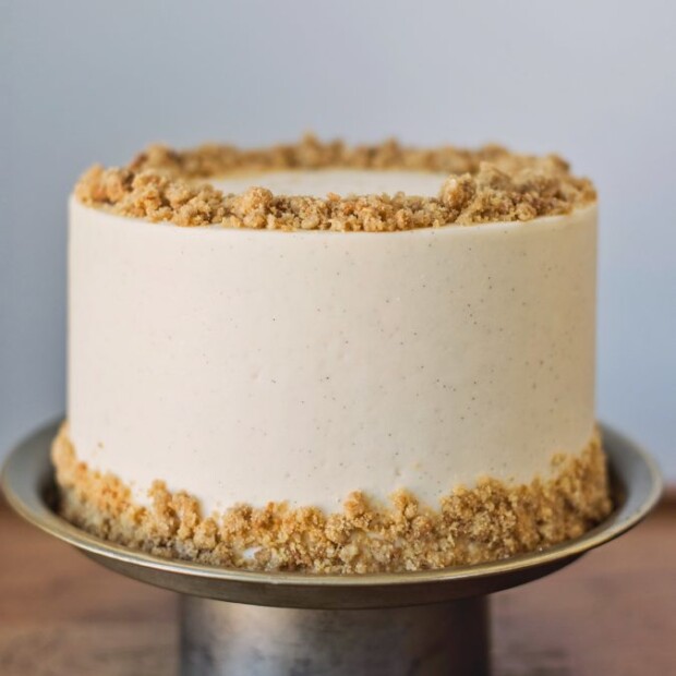 The Perfect Thanksgiving Dessert: French Apple Pie Cake - Cake By Courtney