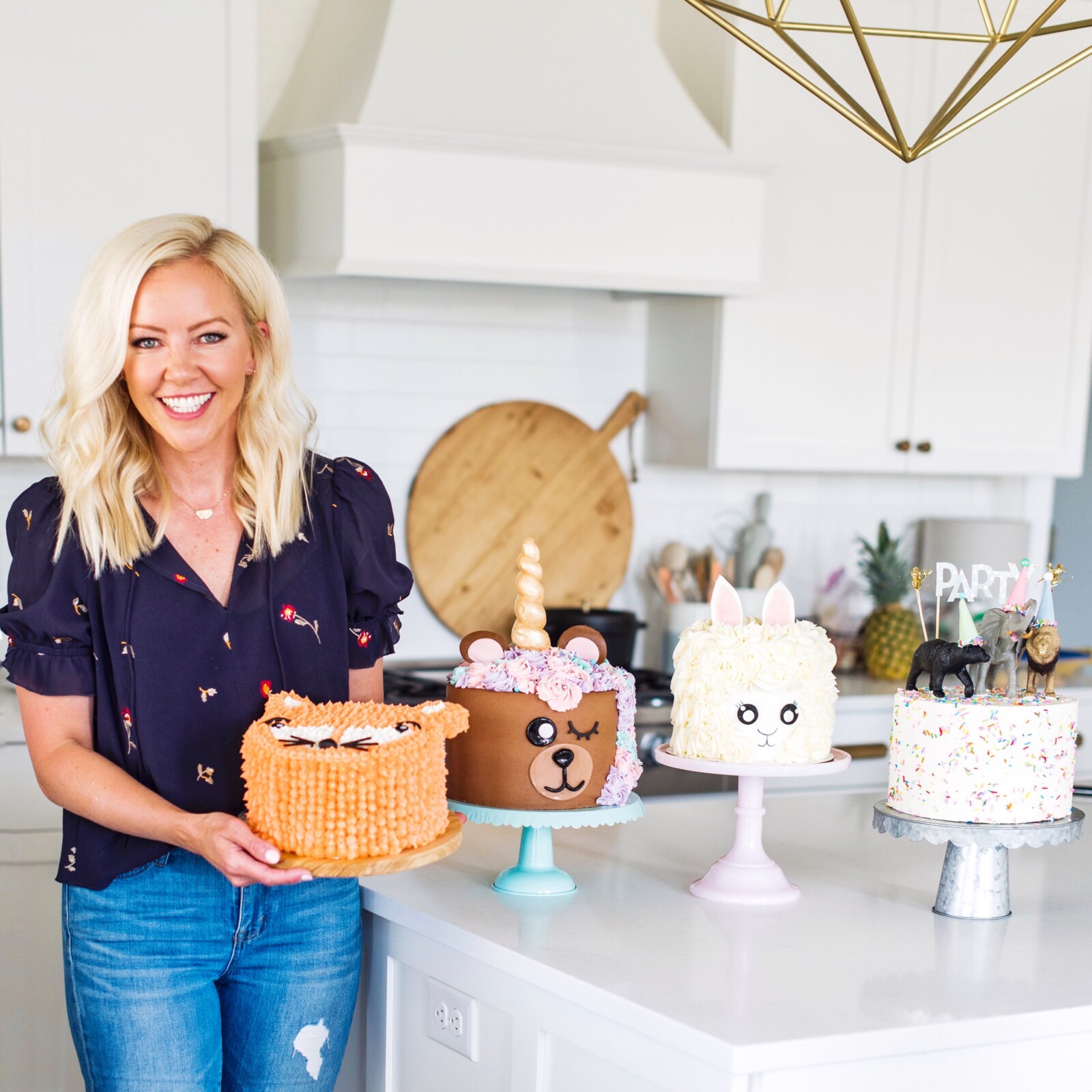 Four fun and easy animal cakes for any level baker! #cakebycourtney #cake #animalcakes #birthdaycake #unicorncake #bearcake #lambcake #foxcake #bearunicorncake #cakes #easybirthdaycakes 