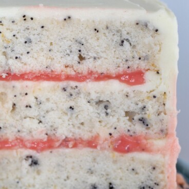 Grapefruit Poppy Seed Cake #cakebycourtney #grapefruit #poppyseedcake #deliciouscake #cake