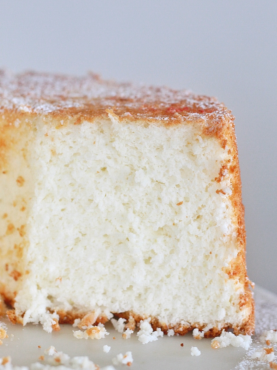 Angel Food Cake Recipe: Light and fluffy angel food cake with a hint of citrus. #angelfoodcake #angelfoodcakerecipe #angelfood #angelcake #easyangelfoodcakerecipe #cakebycourtney
