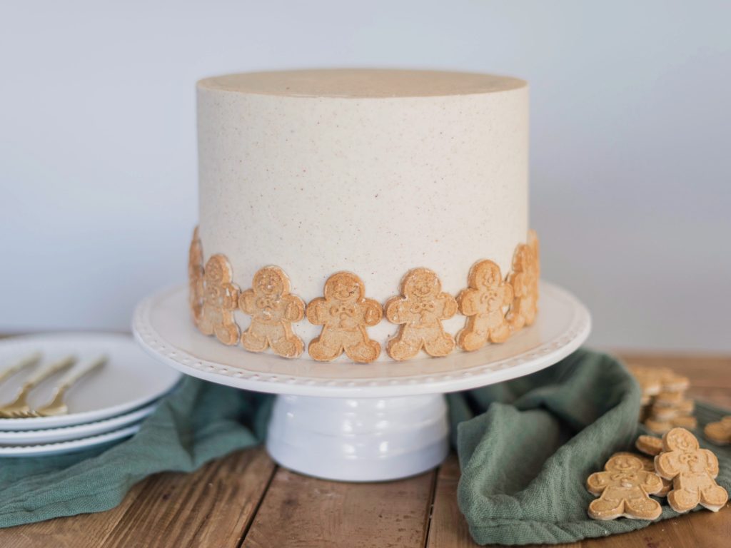 Gingerbread Cookie Cake - gingerbread cake layers with boiled milk frosting, gingersnap cookies and gingersnap buttercream. #gingerbread #gingersnap #boiledmilkfrosting #christmascake #bestchristmascakes #bestholidaycakes #holidaycakes #bestholidaydesserts #holidaydessertideas #holidaycakerecipe #christmascakerecipes #gingerbreadcake #gingersnapcookie