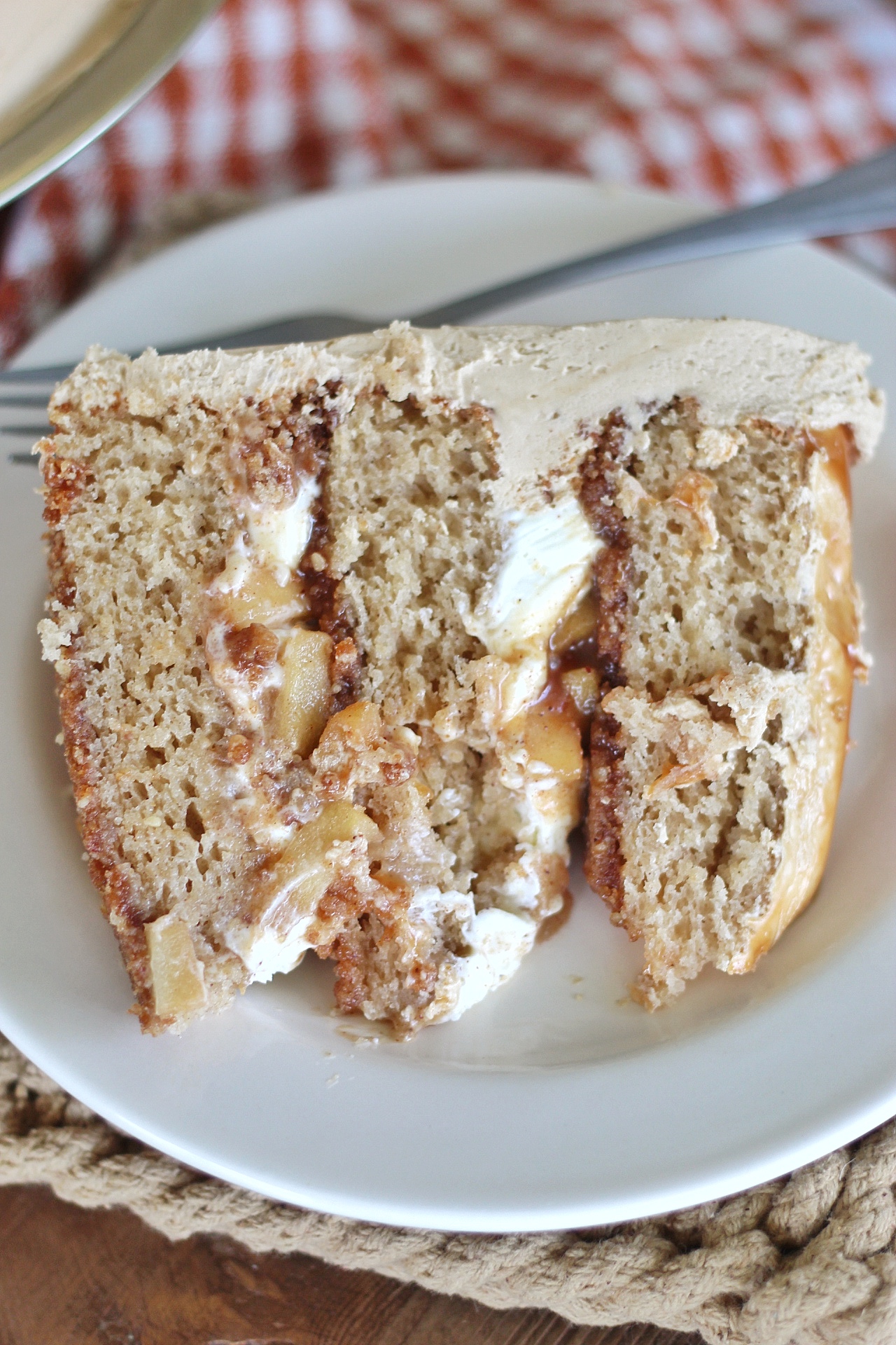 Caramel Apple Cheesecake Cake