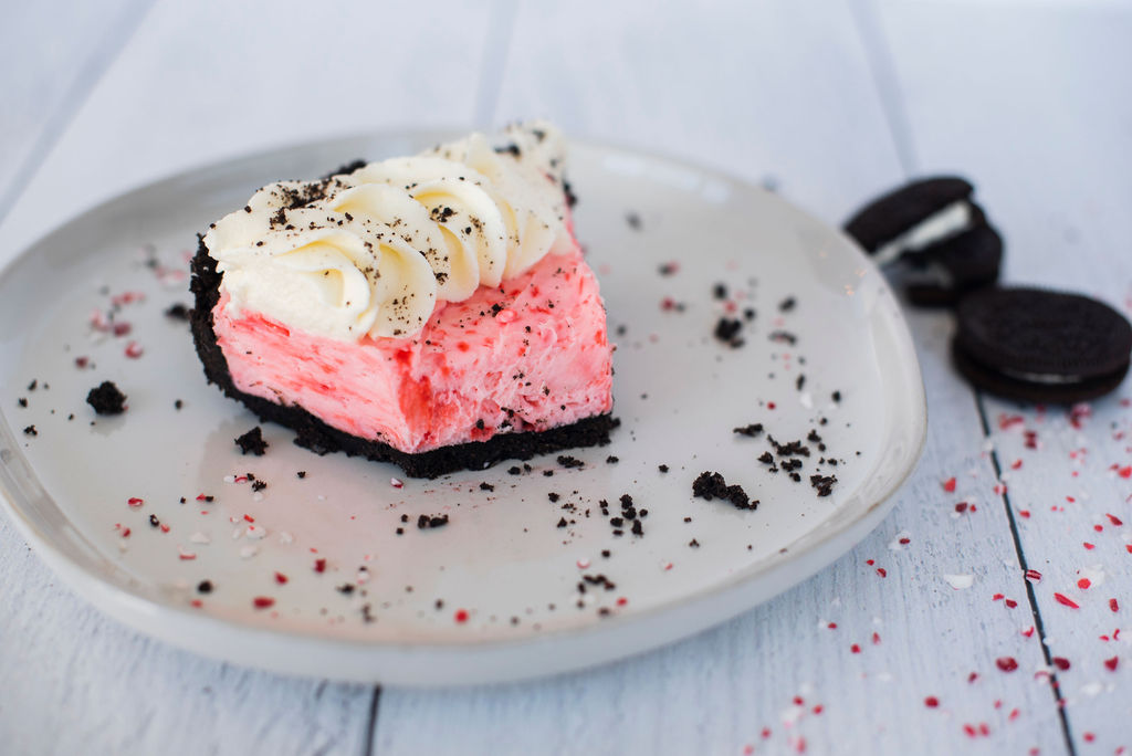 Peppermint Oreo Pie