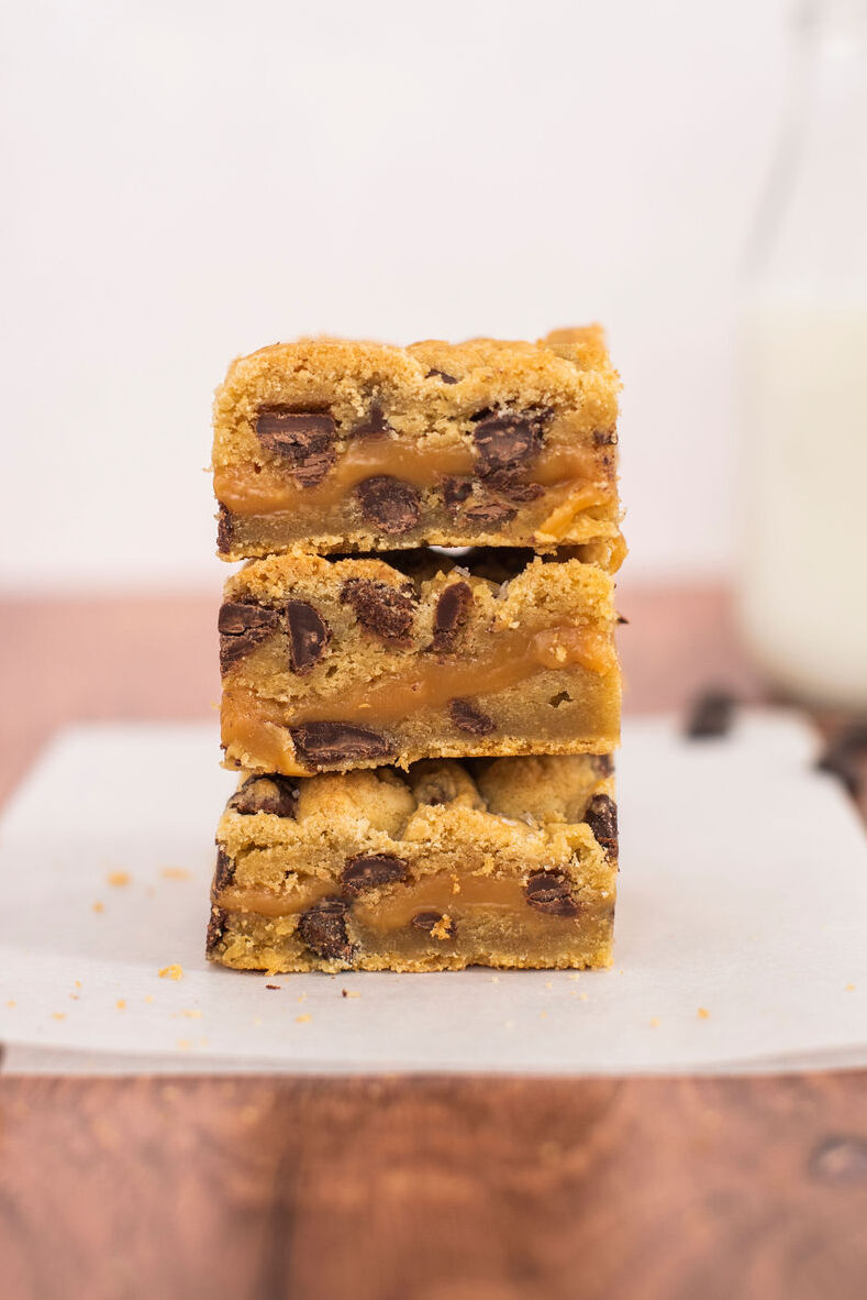 Stack of chocolate chip caramel bars.